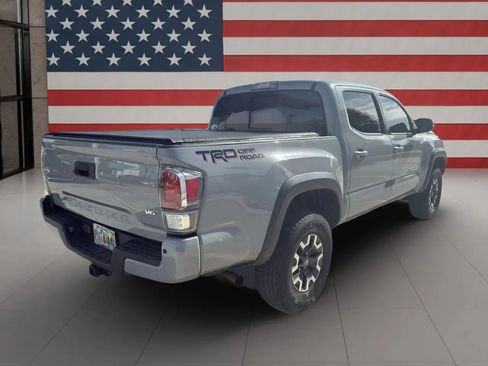 Used 2020 Toyota Tacoma TRD Off-Road w/ Technology Package image 5