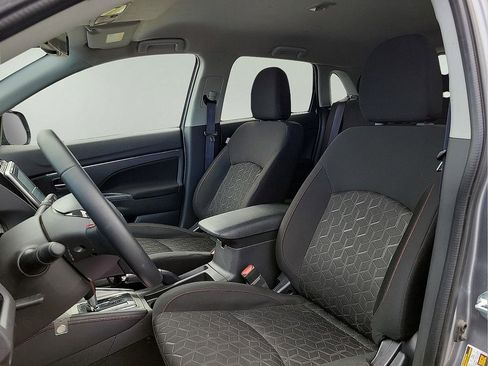 Used 2026 Mitsubishi Outlander Sport 2.0 ES image 11