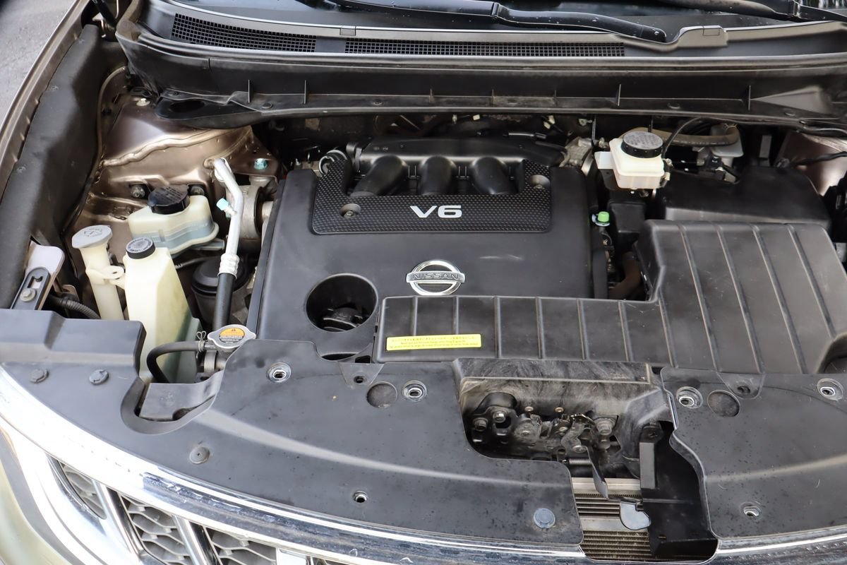 Used 2013 Nissan Murano S AWD/4WD image 36