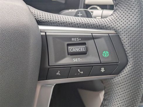 New 2025 Mitsubishi Outlander SE image 28