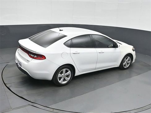 Used 2015 Dodge Dart SXT image 31