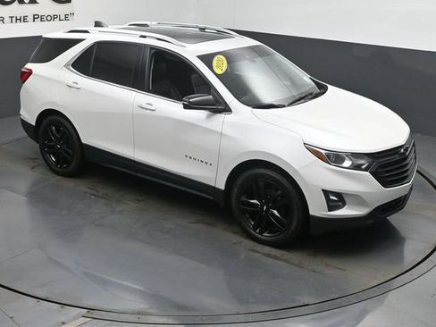 Used 2020 Chevrolet Equinox LT w/ Sport Edition image 48