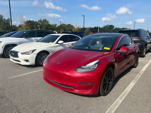 Used 2020 Tesla Model 3 Standard Range RWD image 5