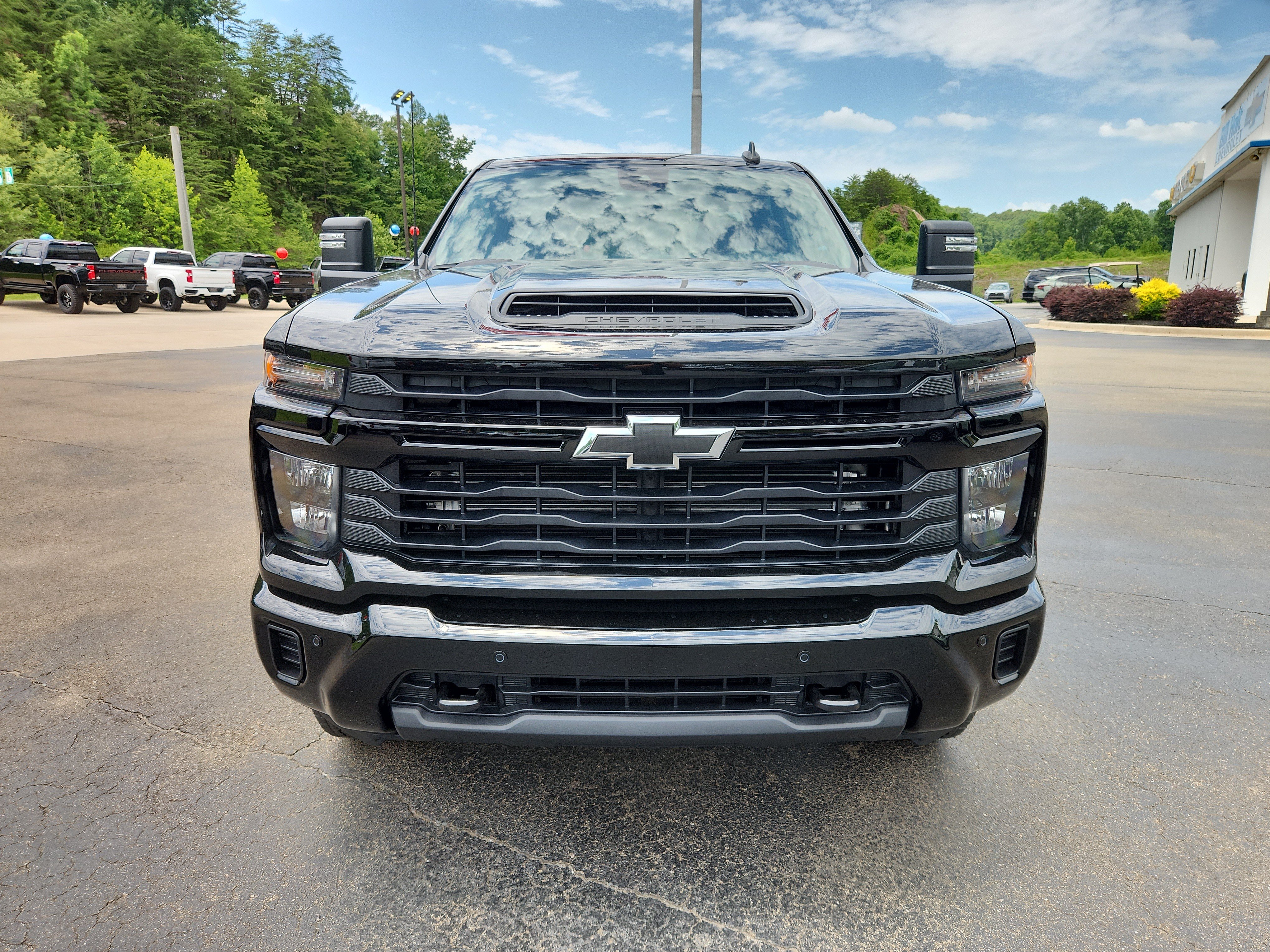 New 2026 Chevrolet Silverado 2500 Custom w/ Custom Value Package AWD/4WD image 5