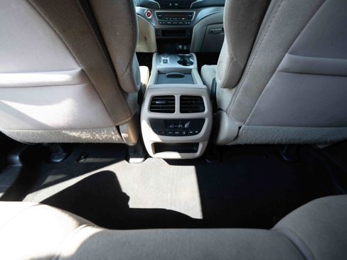 Used 2021 Honda Pilot EX image 22