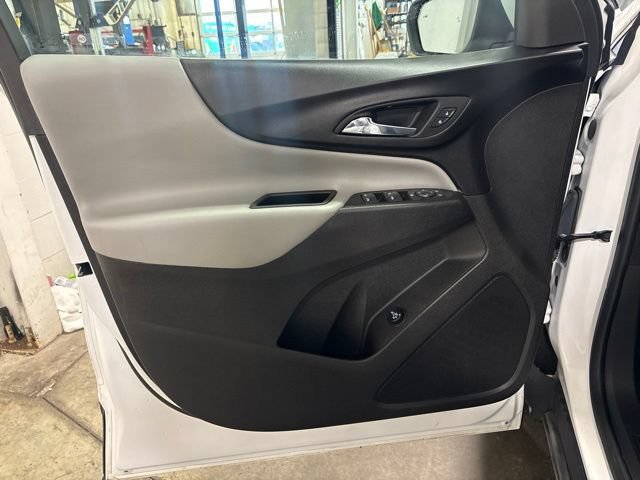 Used 2024 Chevrolet Equinox LT w/ LPO, Floor Liner Package AWD/4WD image 10