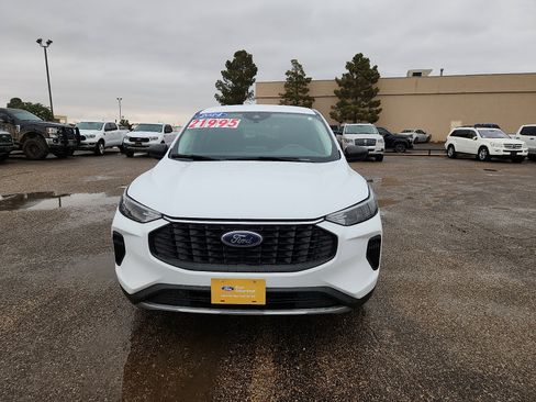 Certified 2024 Ford Escape Active FWD image 2