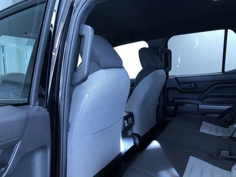 Certified 2025 Toyota 4Runner TRD Off-Road image 21