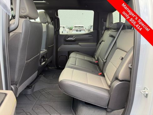 Used 2024 Chevrolet Silverado 1500 ZR2 w/ Technology Package AWD/4WD image 29