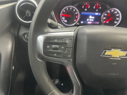 Used 2024 Chevrolet Blazer LT image 25
