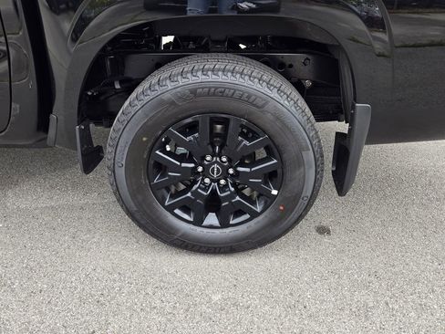 New 2026 Nissan Frontier SV w/ All-Weather Content Package AWD/4WD image 9