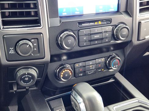 Used 2020 Ford F150 XLT w/ Equipment Group 302A Luxury AWD/4WD image 25
