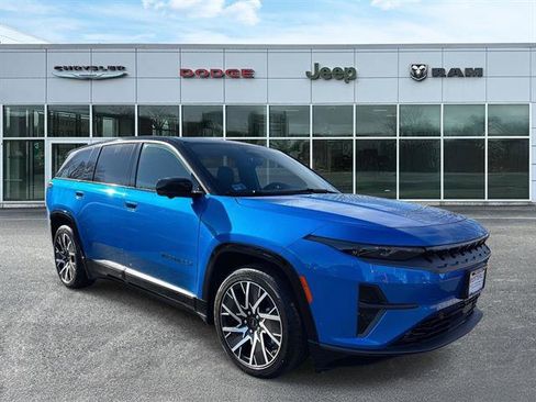 Used 2025 Jeep Wagoneer S Limited image 1