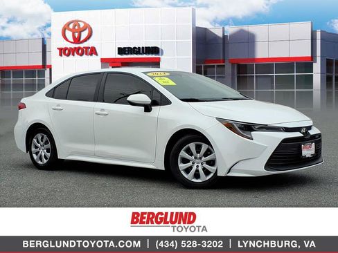 Used 2024 Toyota Corolla LE FWD image 1