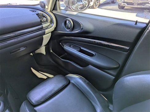 Used 2020 MINI Cooper Clubman S image 18
