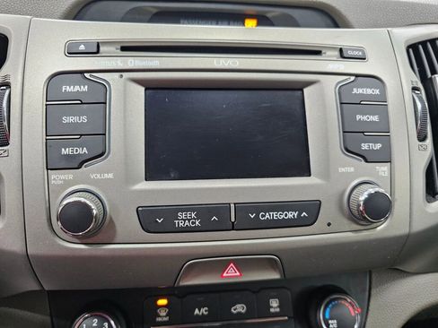 Used 2013 Kia Sportage LX w/ Convenience Pkg image 12