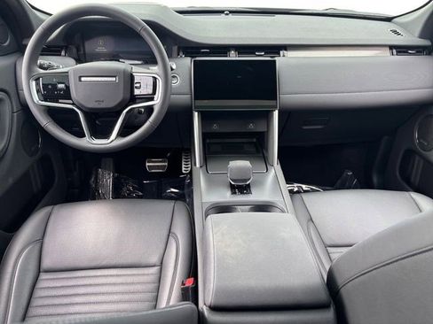 New 2025 Land Rover Discovery Sport Dynamic SE image 13