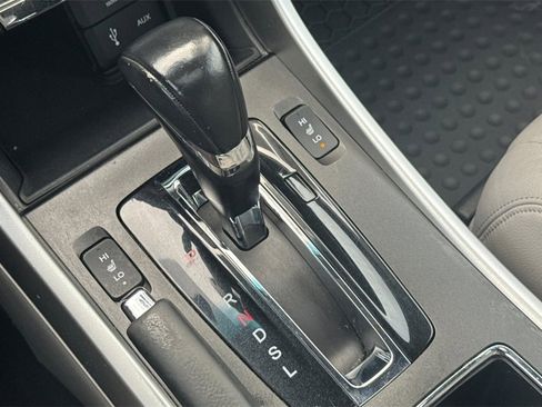 Used 2015 Honda Accord EX-L image 22