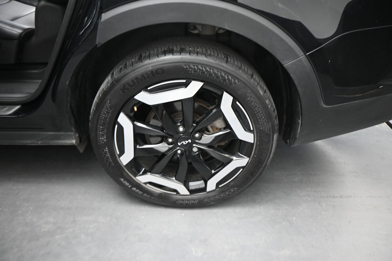 Used 2024 Kia Telluride S w/ S Sunroof Package FWD image 19