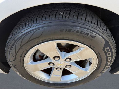 Used 2015 Chevrolet Malibu LS FWD image 9