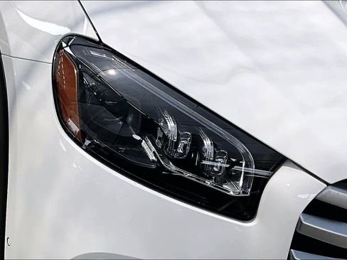 Certified 2025 Mercedes-Benz GLS 450 4MATIC image 28