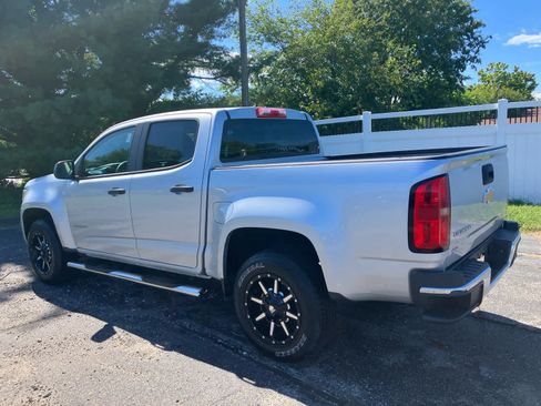 Used 2020 Chevrolet Colorado W/T w/ WT Convenience Package RWD image 4