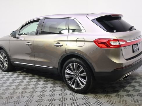 Used 2018 Lincoln MKX Reserve w/ Luxury Package AWD/4WD image 3