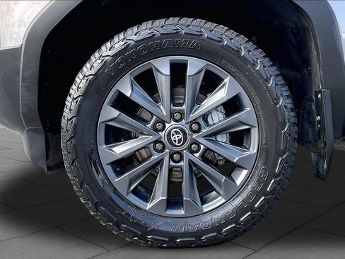 Used 2025 Toyota Land Cruiser w/ Premium Package AWD/4WD image 11