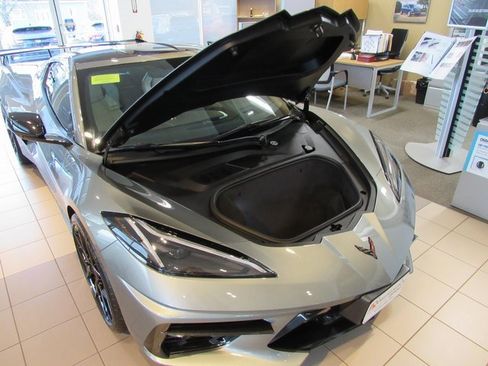 Used 2022 Chevrolet Corvette Stingray Preferred Cpe w/ 2LT image 26