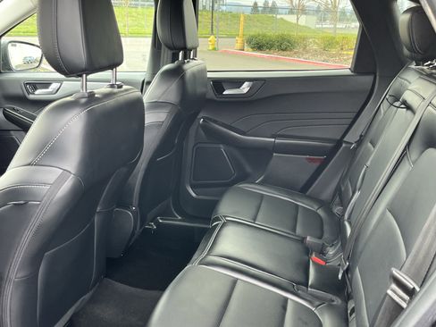 Used 2024 Ford Escape Platinum image 12