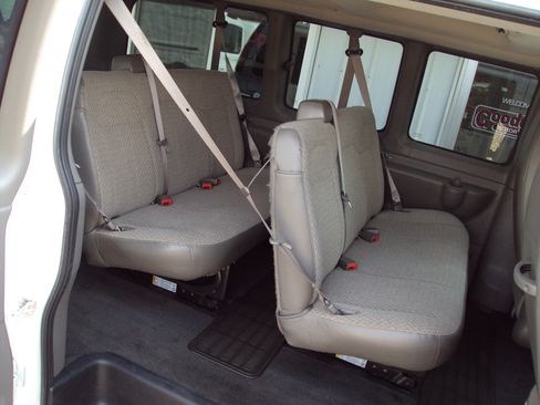 Used 2014 Chevrolet Express 1500 LT w/ LT Preferred Equipment Group image 11