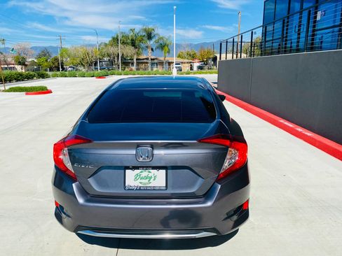 Used 2020 Honda Civic LX image 8