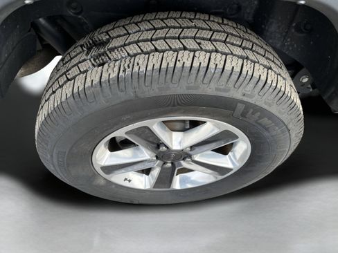 Used 2022 Jeep Wrangler Unlimited Sahara w/ LED Lighting Group image 28