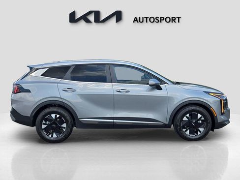 New 2026 Kia Sportage LX image 7
