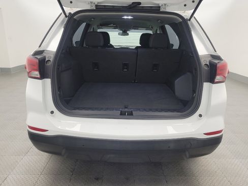 Used 2022 Chevrolet Equinox LS image 29