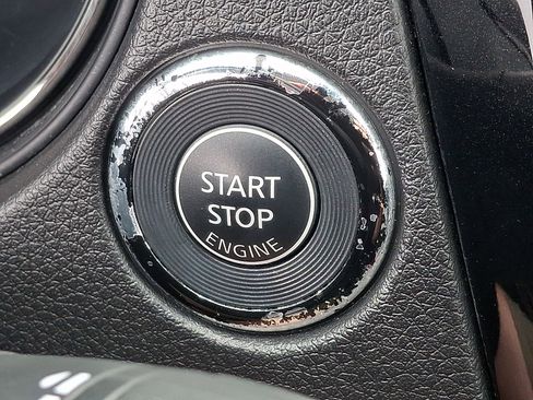 Used 2018 Nissan Rogue Sport SL w/ SL Premium Package AWD/4WD image 24