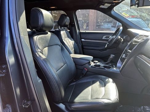 Used 2017 Ford Explorer Limited w/ Equipment Group 303A image 26