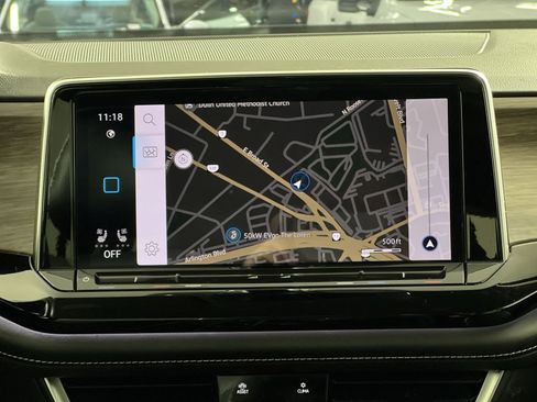 Used 2024 Volkswagen Atlas SEL Premium R-Line image 20