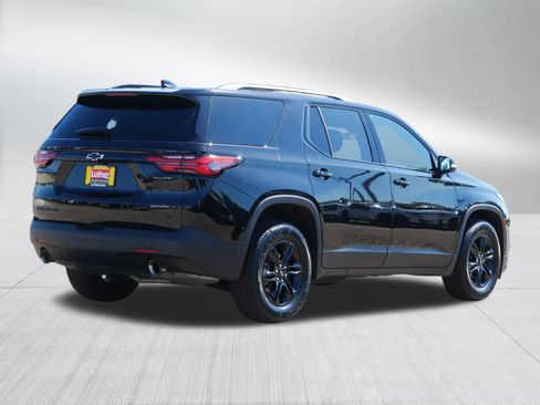 Used 2023 Chevrolet Traverse LT w/ Midnight/Sport Edition AWD/4WD image 7