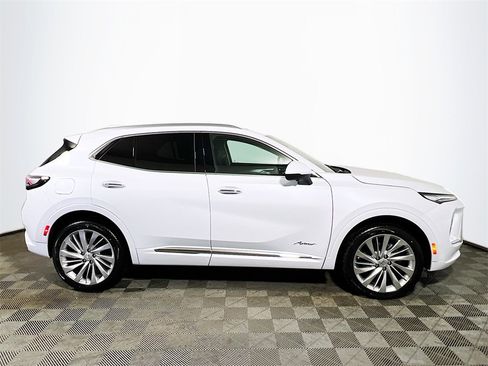 New 2026 Buick Envision Avenir image 9