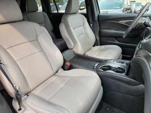 Certified 2023 Honda Passport EX-L image 14