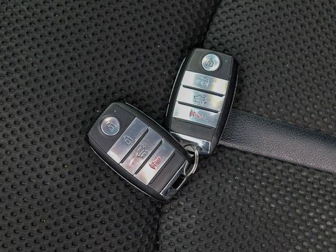 Used 2019 Kia Optima S w/ S Panoramic Sunroof Package image 61