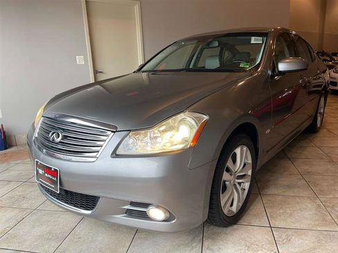 Used 2008 INFINITI M35 x w/ Technology Pkg image 2
