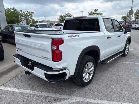 Used 2021 Chevrolet Silverado 1500 Custom image 28