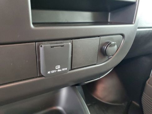 New 2026 Chevrolet Express 2500 w/ Driver Convenience Package image 21