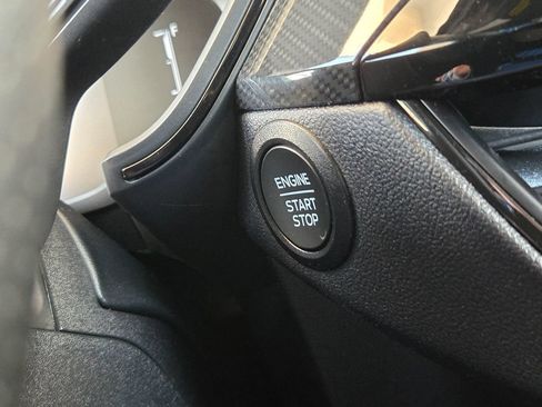 Used 2025 Ford Escape ST-Line Select AWD/4WD image 19