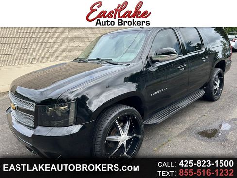 Used 2012 Chevrolet Suburban LT w/ Luxury Package image 1