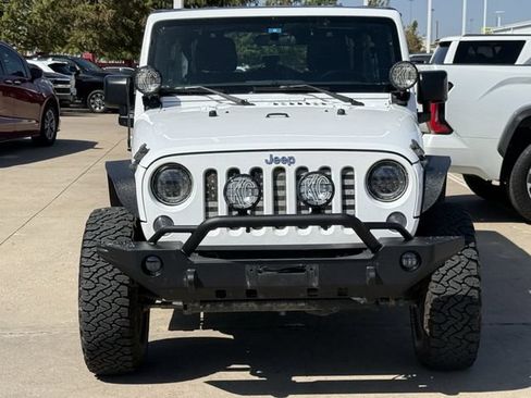 Used 2017 Jeep Wrangler Unlimited Sport w/ Max Tow Package AWD/4WD image 6