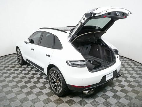 Certified 2019 Porsche Macan image 34
