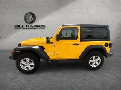 Used 2021 Jeep Wrangler Sport AWD/4WD image 10